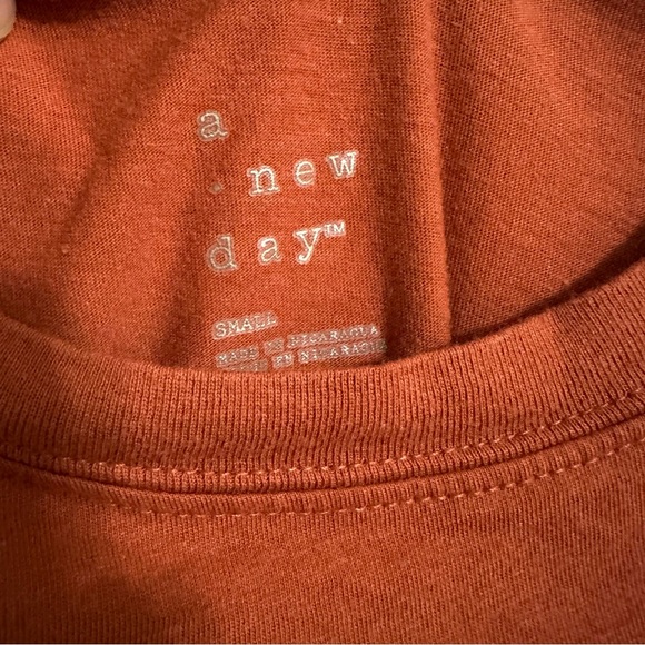 Women’s Shrunken Short Sleeve T-Shirt - Picture 5 of 6